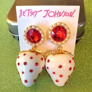 Betsey Johnson Strawberry Earrings. NWT. Drop Style. Red Crystals Faux pearls.